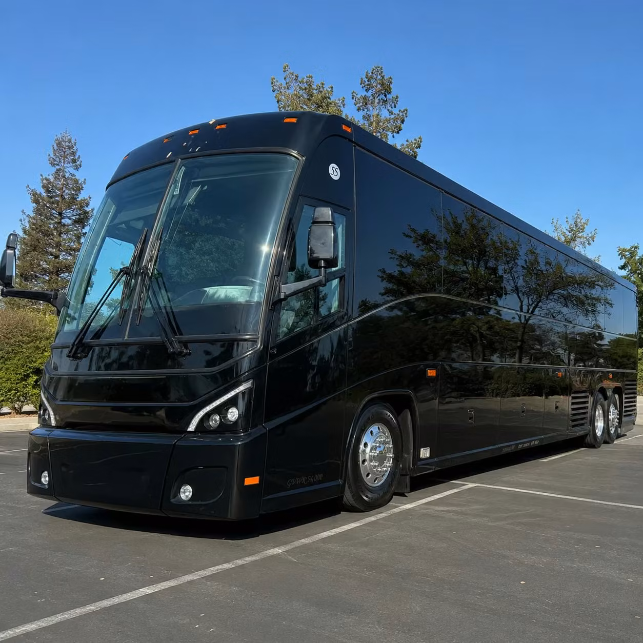 long distance college campus tour bus rentals departing from reading pennsylvania