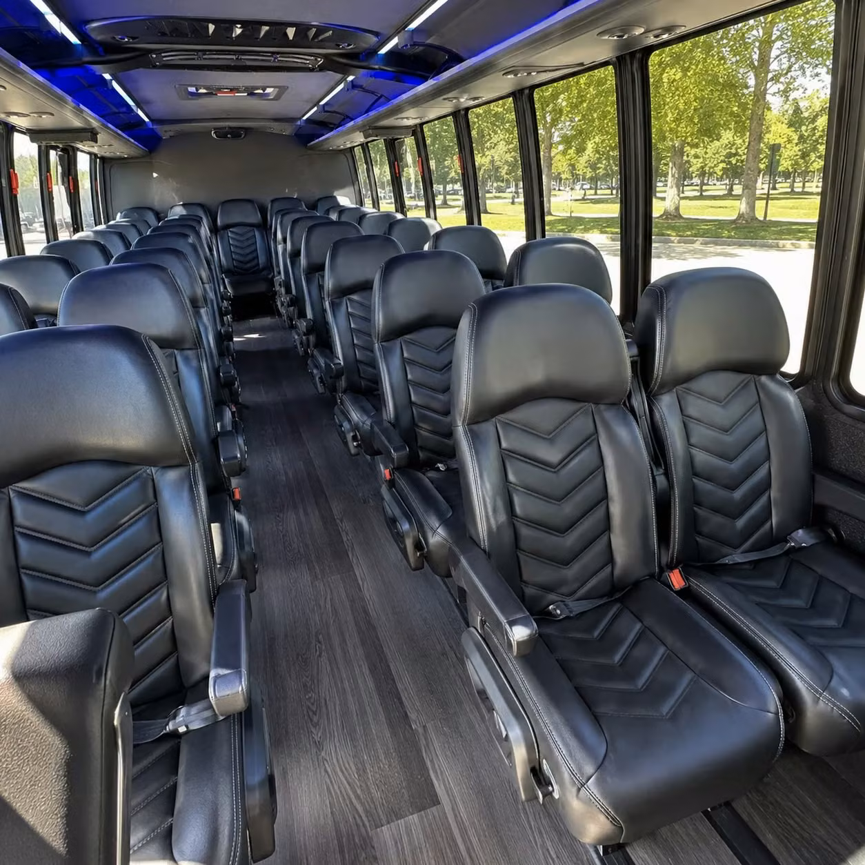 reading 35 passenger minibus rental