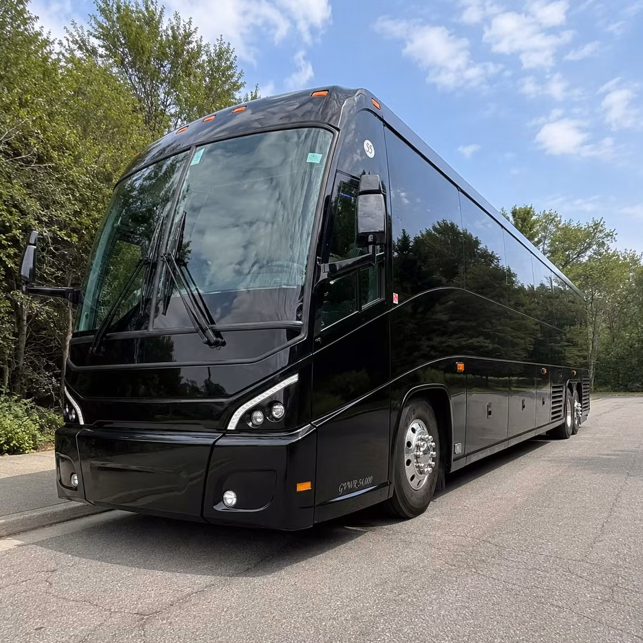 reading to new york city bus rentals for groups of all sizes